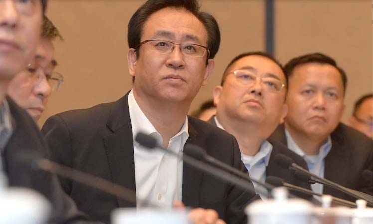 Quem é o bilionário por trás da Evergrande que pode 'falir o mundo'?