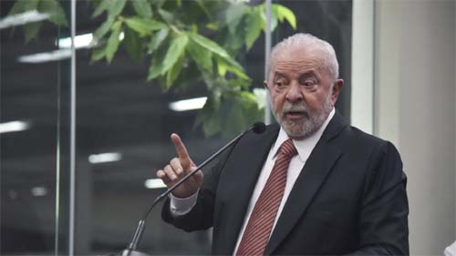 Lula relançou Mais Médicos ontem (20) segunda-feira