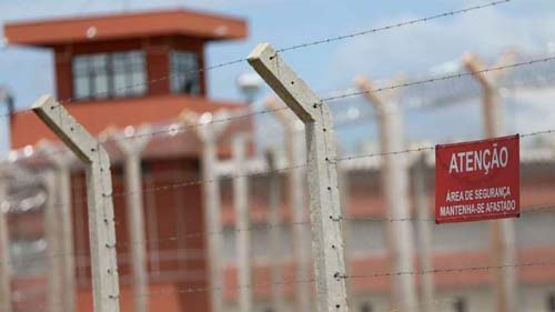 Transferência de Marcola: é possível deixar líderes de facções incomunicáveis?