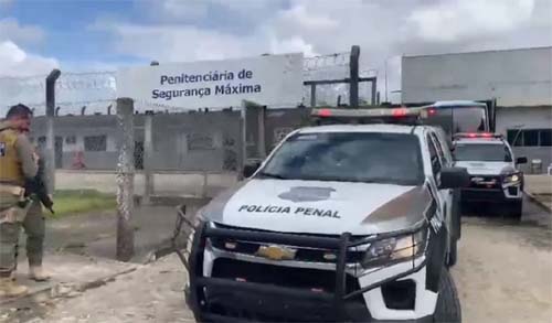 Detentos que comandam crimes crimes no sistema prisional sao transferidos para presidio do agreste