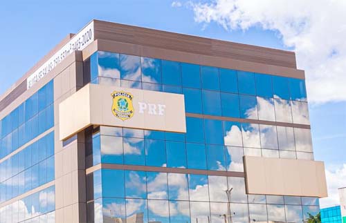 Megaoperação da polícia desarticula quadrilhas que atuavam no tráfico internacional de drogas