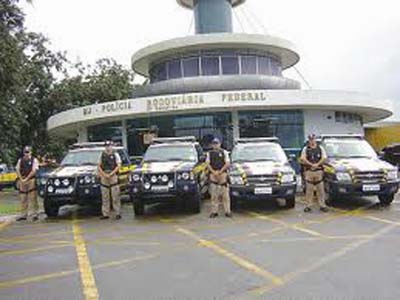Polícia