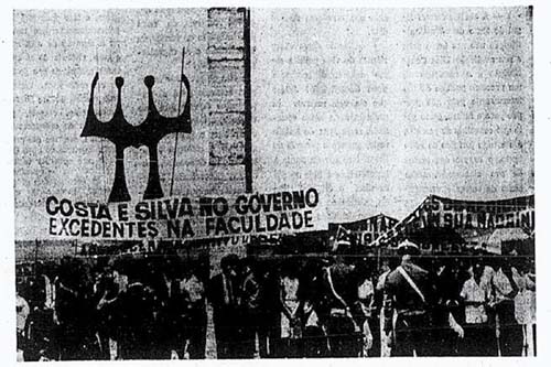 Em 1968, MEC passou a priorizar faculdades privadas