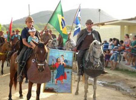 Procissão de Vaqueiro e carroceiros abre a Festa de São Cristóvão em Santana do Ipanema 