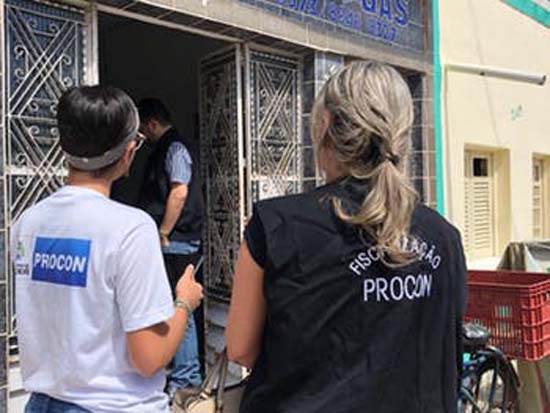 Preço do botijão de gás de cozinha varia entre R$ 60 a R$ 80 em Maceió