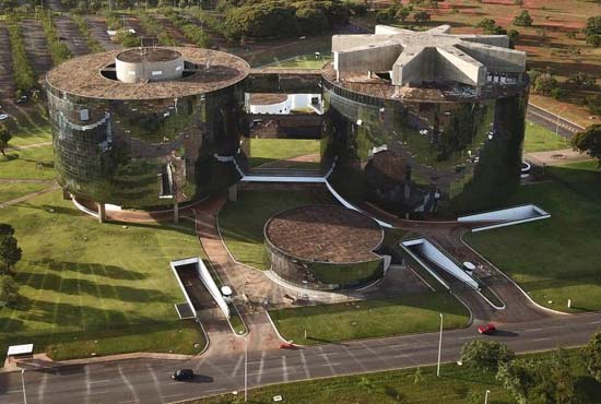 Procuradores igualam decisão de ministros do STF e aprovam reajuste de 16%