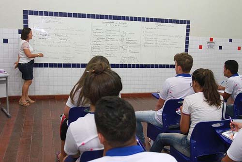 Alagoas abre processo seletivo para contratação temporária de professores