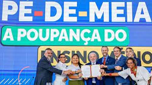 Pé-de-meia: MEC divulga calendário de pagamento de bônus de matrícula a alunos do ensino médio; veja datas