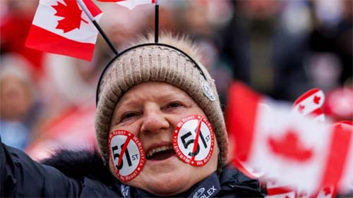 Canadenses reagem com boicote a viagens aos EUA: 'Um país hostil'