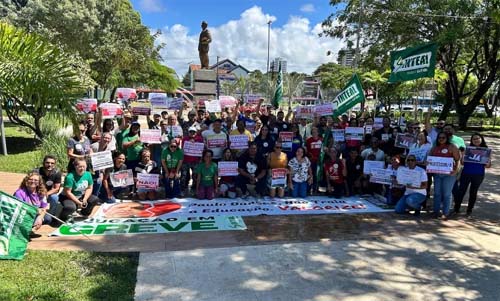 Rede estadual de Educação faz novo protesto em busca de valorização