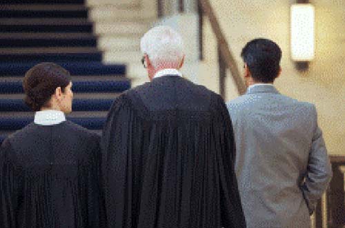 Juízes e policiais organizam protestos contra lei de abuso de autoridade