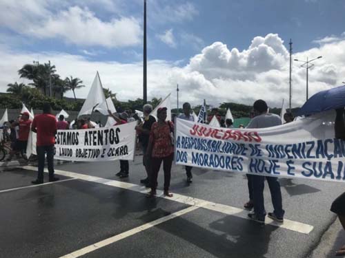 Moradores protestam e pedem à Justiça bloqueio de R$ 6,7 bilhões da Braskem