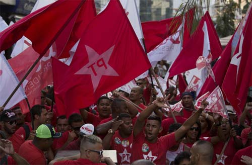 Sede municipal do PT é alvo de vandalismo em Alagoas