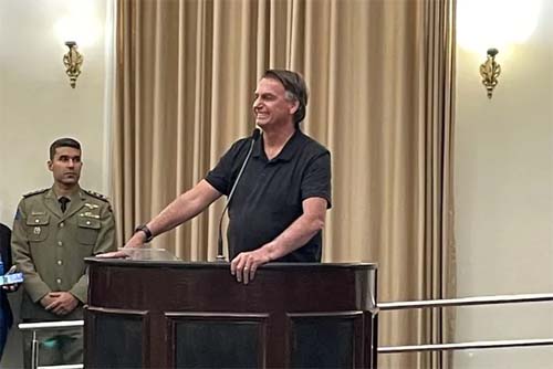 Em Maceió, eleitores com nível superior demonstram preferência por Bolsonaro, aponta pesquisa