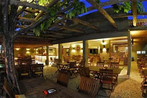 Com chegada da alta temporada, metade dos bares e restaurantes de Alagoas pretendem fazer novas contratações