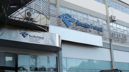 Por irregularidades no IR, Receita autua 5,2 mil empresas e cobra R$ 1 bilhão