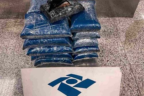 Leilão da Receita tem de carro a R$ 500, Iphone e óculos de grife