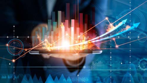 Raiva e narcisismo alimentam poder das redes sociais, diz especialista alemão