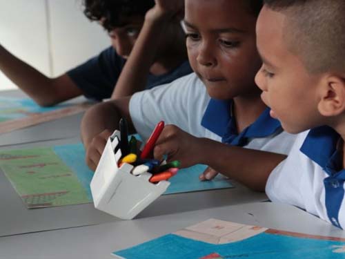 Novo Referencial Curricular de AL garante desenvolvimento da criança de forma integral