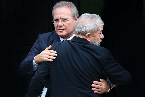 Renan Calheiros pede: “Libertem o Lula, mas libertem inteiro”