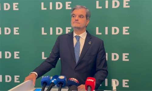 Representante diplomatico do Brasil na Itália aponta decisão rápida sobre extraditação de Zambelli