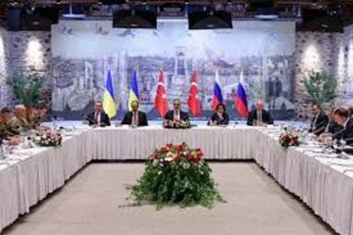 Negociações de paz entre Rússia e Ucrânia terminam com acordo para troca de prisioneiros