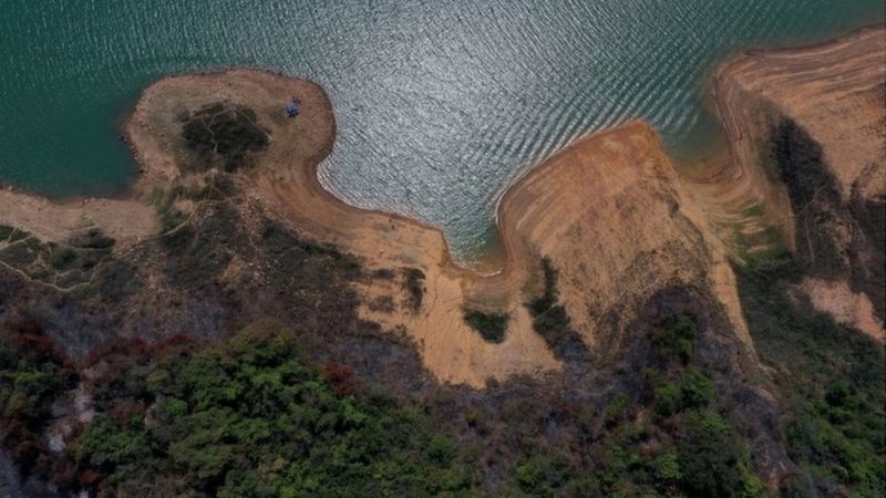 Os fatores que fazem disparar risco de apagão no Brasil