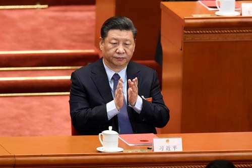 China estende a mão aos EUA com uma lei sobre investimentos