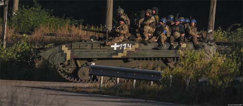 Rússia anuncia retirada de tropas na região de Kharkiv 