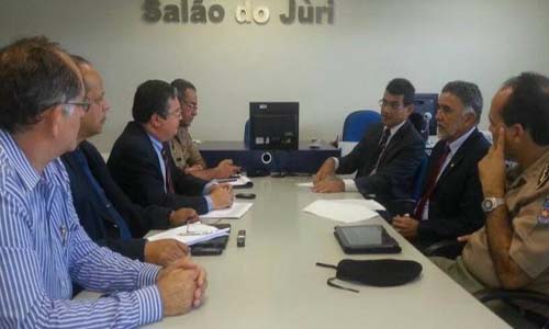 MPE/AL, Justiça e Polícias definem medidas de segurança para conter violência em Pilar 