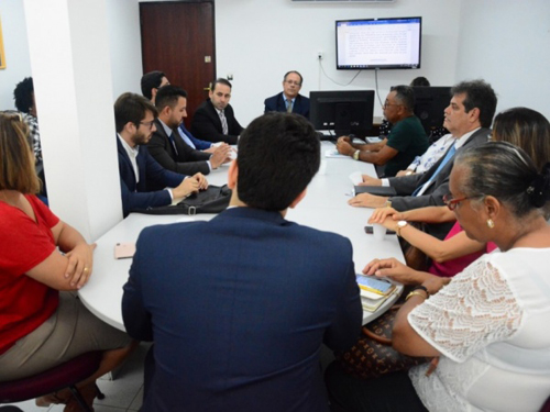 Hospitais de Alagoas denunciam calote de repasses financeiros pelo Ipaseal