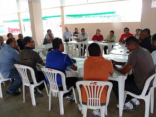 Servidores públicos ameaçam novas manifestações em AL