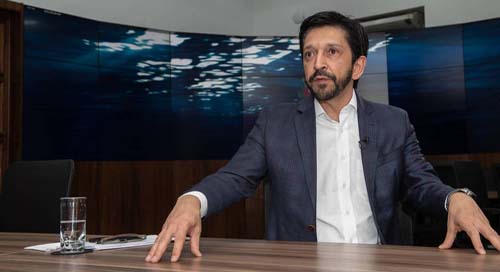 Prefeitura de SP anuncia botão de alerta, reforço de rondas escolares e contratação de psicólogos