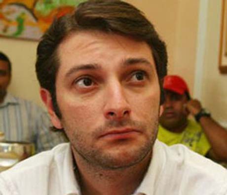 Justiça determina retorno de Toninho Lins à Prefeitura de Rio Largo