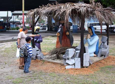 Até isso? Estátua do menino Jesus é furtada de presépio no Rio de Janeiro