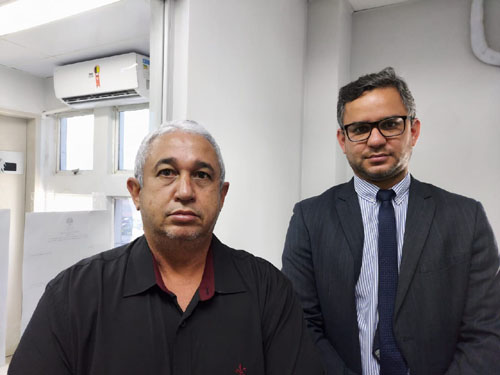 Acusado de atentado contra oficial de Justiça é ouvido por teleconferência