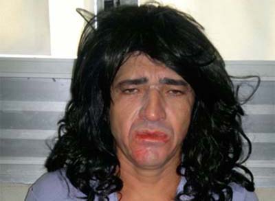 Traficante tenta fugir de Delegacia Regional vestido de mulher