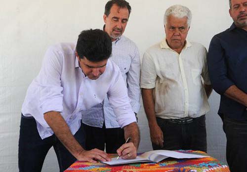 Prefeito Rui Palmeira anuncia liberação de recursos para a saúde