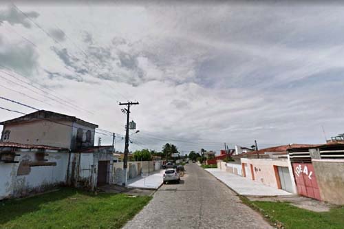 Rua no Pinheiro é interditada para recuperação do pavimento