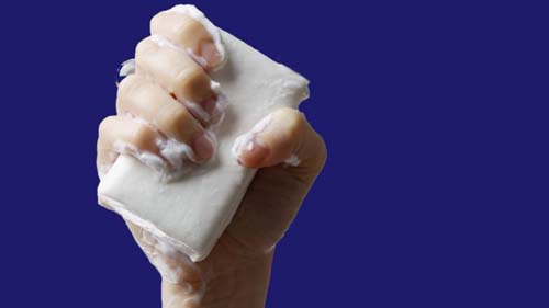 Coronavírus: o que o sabão faz com o vírus que causa a covid-19