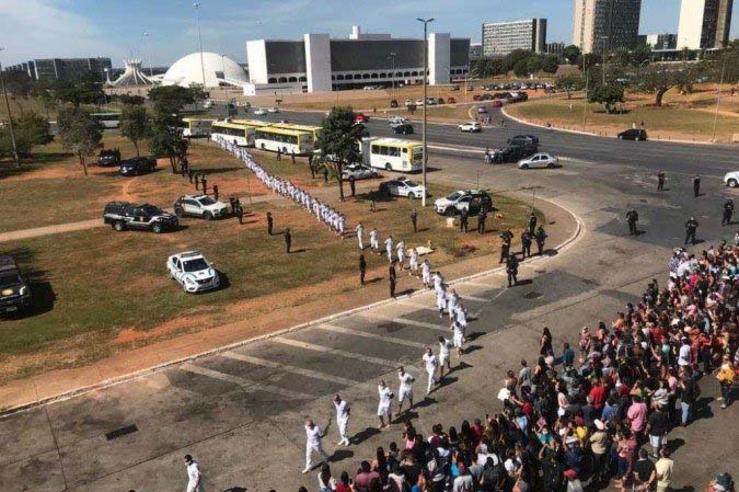 Mais de 2 mil presos do DF serão liberados para saidão nessa sexta