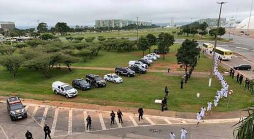 Mais de 1,6 mil detentos são liberados na véspera de feriado para o 7º 'saidão' do ano no DF