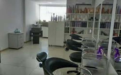 Cartilha orienta sobre segurança em salões de beleza e barbearias em Maceió