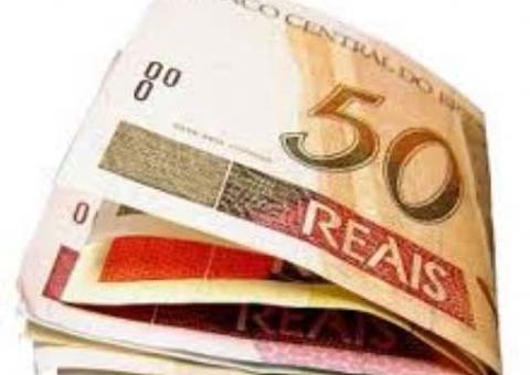 Salários acima de R$ 2 mil são pagos nesta terça-feira
