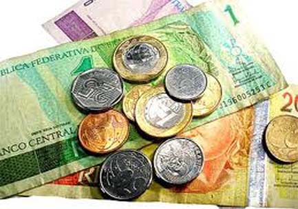 Governo espera até amanhã decisão sobre reajuste