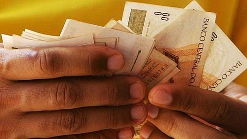 Governo de Alagoas paga a primeira faixa salarial nesta sexta-feira (30)