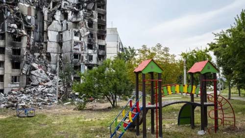 Guerra da Ucrânia matou uma criança em cada um de seus 500 dias