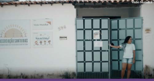 Brasileira de 15 anos representa o país em fórum na Bélgica