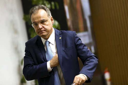 Mudança no abono salarial da reforma pode custar R$ 80 bilhões