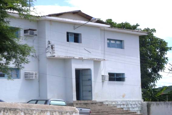 Nove presos fogem da Delegacia de Santana do Ipanema